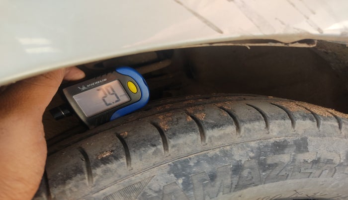 2017 Maruti Alto 800 LXI, Petrol, Manual, 80,417 km, tyre