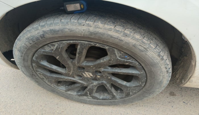 2020 Maruti Swift VXI AMT, Petrol, Automatic, 73,075 km, tyre