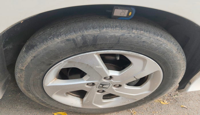 2016 Honda City 1.5L I-VTEC V MT, Petrol, Manual, 69,668 km, tyre