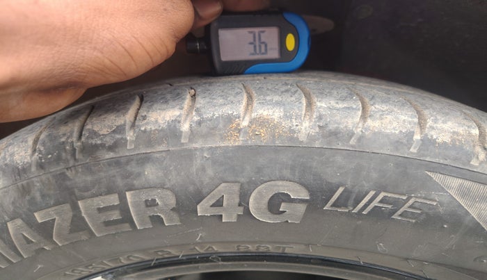 2019 Maruti Dzire VXI, Petrol, Manual, 70,574 km, tyre