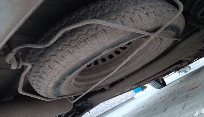 2021 Renault TRIBER RXZ AMT, Petrol, Automatic, 44,955 km, tyre