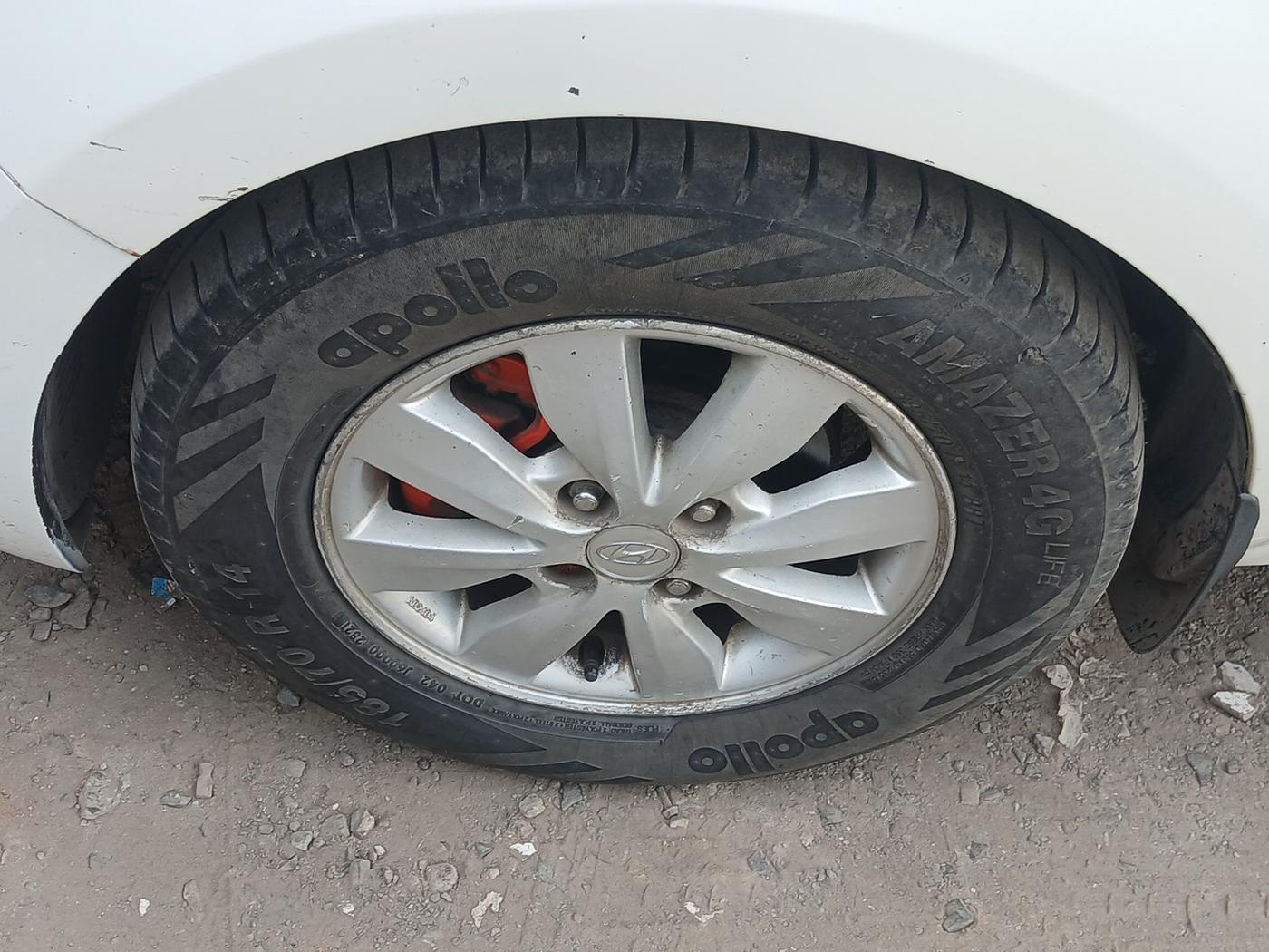2013 Hyundai i20 ASTA 1.4 CRDI, Diesel, Manual, 1,62,515 km, tyre