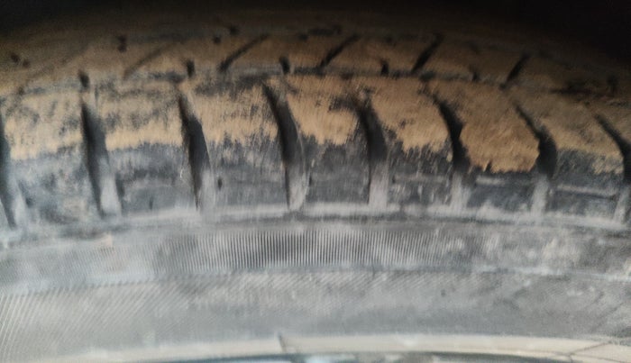 2022 Tata NEXON XZA PLUS (O) DIESEL, Diesel, Automatic, 1,01,622 km, tyre