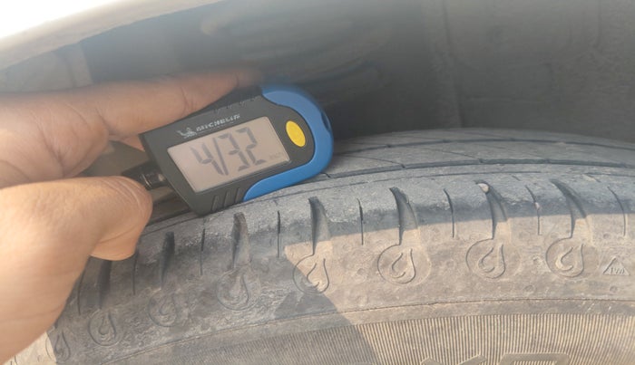 2018 Tata Tiago XT PETROL, Petrol, Manual, 93,764 km, tyre