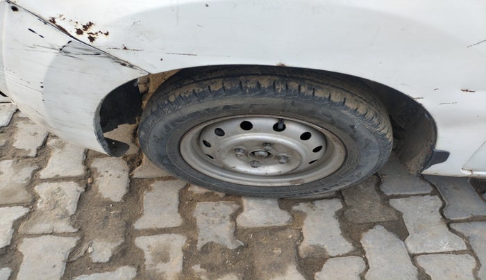 2010 Maruti Wagon R 1.0 LXI, Petrol, Manual, 1,60,653 km, tyre