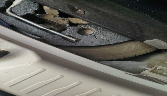 2022 Mahindra XUV300 W8 1.5 DIESEL, Diesel, Manual, 95,798 km, tyre