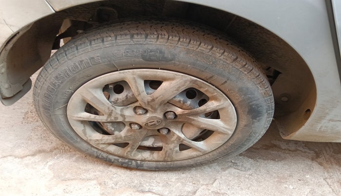 2018 Hyundai Grand i10 SPORTZ 1.2 KAPPA VTVT, Petrol, Manual, 60,175 km, tyre