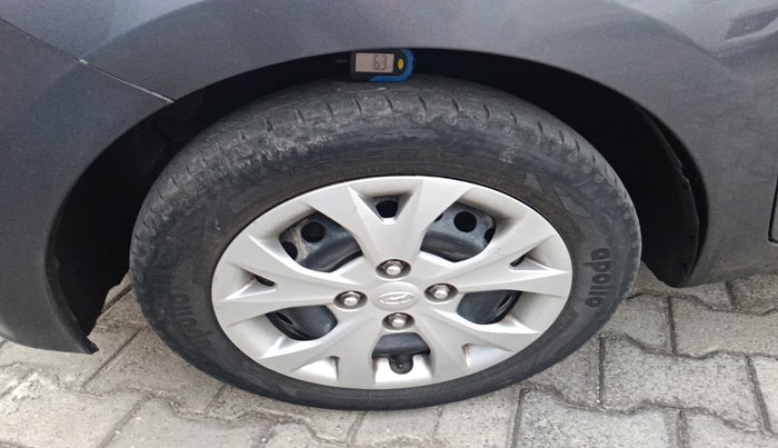 2016 Hyundai Grand i10 SPORTZ 1.2 KAPPA VTVT, Petrol, Manual, 80,500 km, tyre