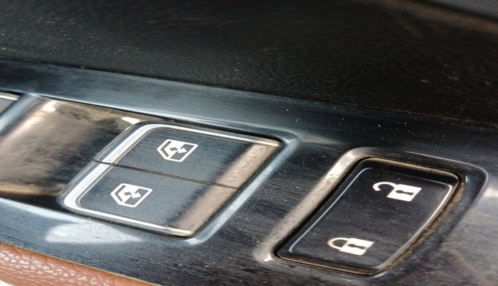 2021 MG HECTOR PLUS SELECT 2.0 DIESEL TURBO MT 7-STR, Diesel, Manual, 78,362 km, tyre