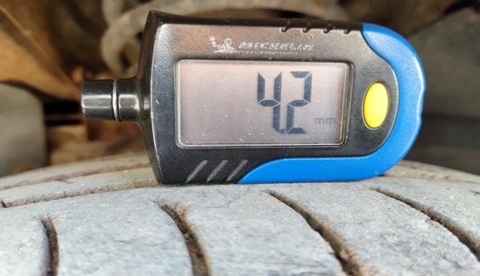 2009 Ford Fiesta ZXI 1.6 PETROL, Petrol, Manual, 92,868 km, tyre