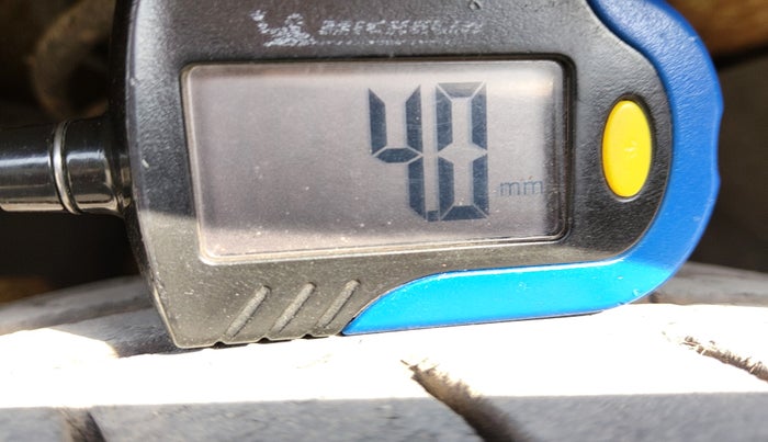 2009 Ford Fiesta ZXI 1.6 PETROL, Petrol, Manual, 92,868 km, tyre