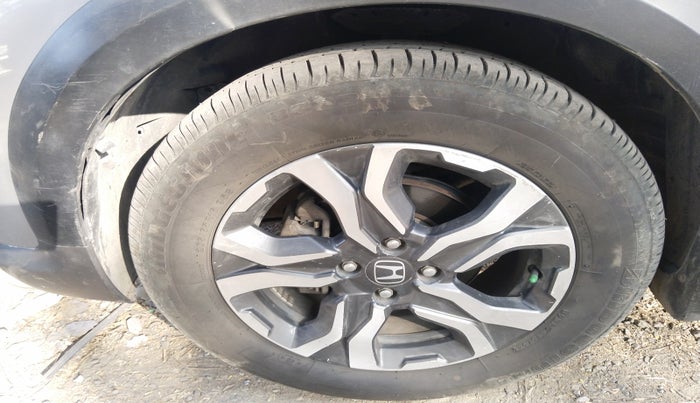 2017 Honda WR-V 1.5L I-DTEC VX MT, Diesel, Manual, 1,73,147 km, tyre