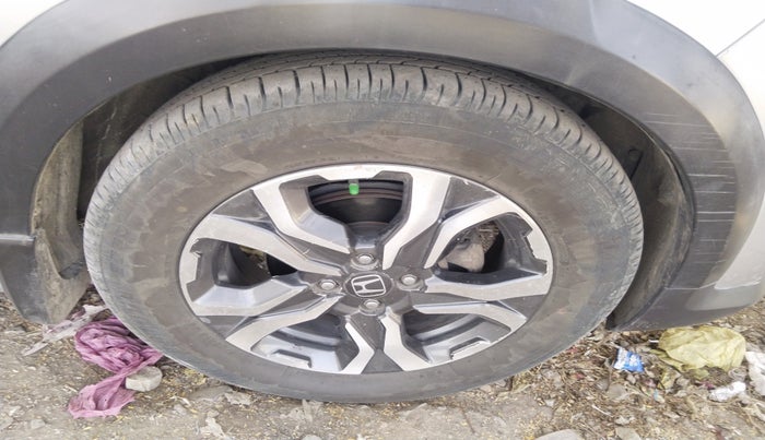 2017 Honda WR-V 1.5L I-DTEC VX MT, Diesel, Manual, 1,73,147 km, tyre