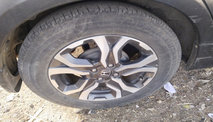 2017 Honda WR-V 1.5L I-DTEC VX MT, Diesel, Manual, 1,73,147 km, tyre