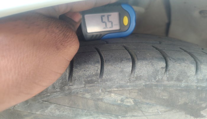 2018 Hyundai Grand i10 ASTA U2 1.2 CRDI, Diesel, Manual, 95,001 km, tyre