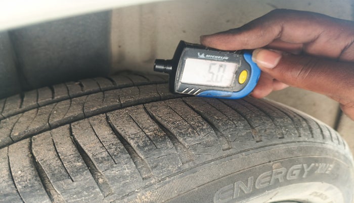 2011 Ford Figo EXI 1.2 PETROL, Petrol, Manual, 70,771 km, tyre