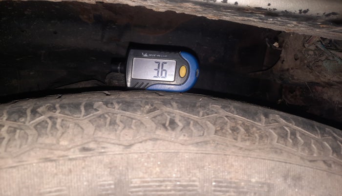 2011 Mahindra Bolero SLX BS-III, Diesel, Manual, 1,71,218 km, tyre