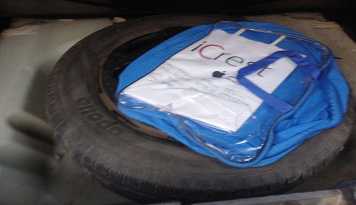 2018 Maruti Vitara Brezza ZDI, Diesel, Manual, 66,846 km, tyre