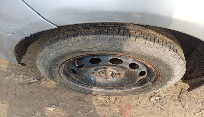 2013 Ford Figo EXI 1.4 DIESEL, Diesel, Manual, 1,02,162 km, tyre