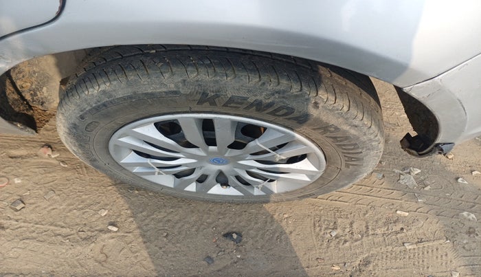 2013 Ford Figo EXI 1.4 DIESEL, Diesel, Manual, 1,02,162 km, tyre