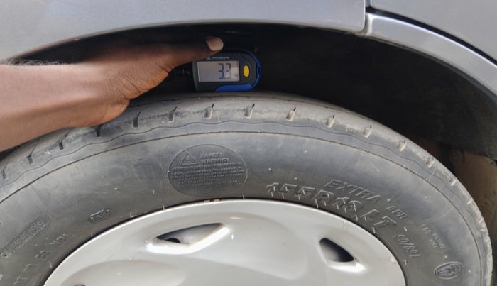 2011 Maruti Eeco 5 STR WITH A/C+HTR, Petrol, Manual, 1,11,563 km, tyre