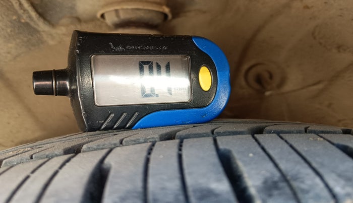 2018 Hyundai Grand i10 SPORTZ 1.2 KAPPA VTVT, Petrol, Manual, 75,400 km, tyre