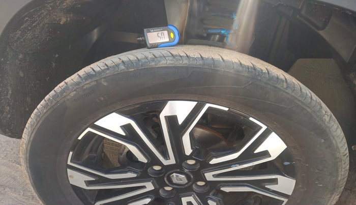 2023 Renault Kiger RXZ MT, Petrol, Manual, 11,540 km, tyre