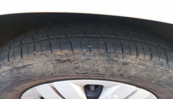 2019 Maruti Alto LXI, Petrol, Manual, 18,337 km, tyre