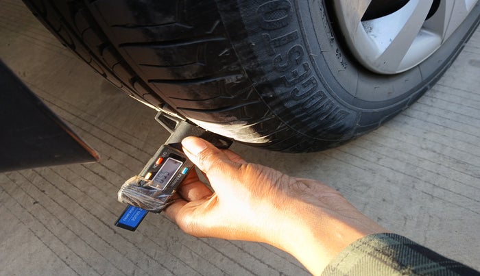 2015 Hyundai Elite i20 MAGNA 1.4 CRDI, Diesel, Manual, 1,94,545 km, tyre