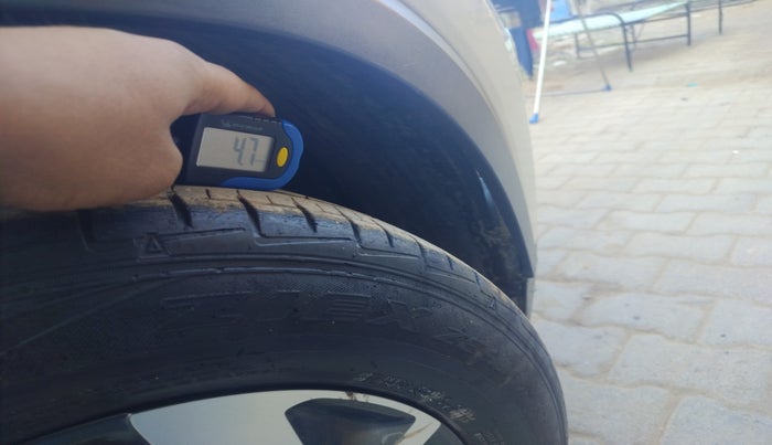 2020 KIA SONET HTE 1.2, Petrol, Manual, 66,078 km, tyre