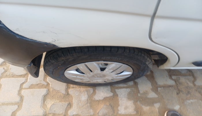 2011 Maruti Alto LXI, Petrol, Manual, 66,630 km, tyre