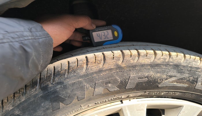 2019 Maruti Baleno DELTA PETROL 1.2, Petrol, Manual, 43,215 km, tyre