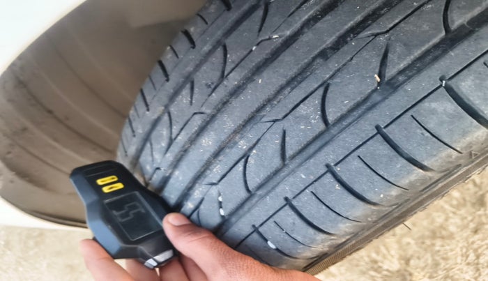 2018 Hyundai Verna 1.6 EX CRDI, Diesel, Manual, 62,186 km, tyre