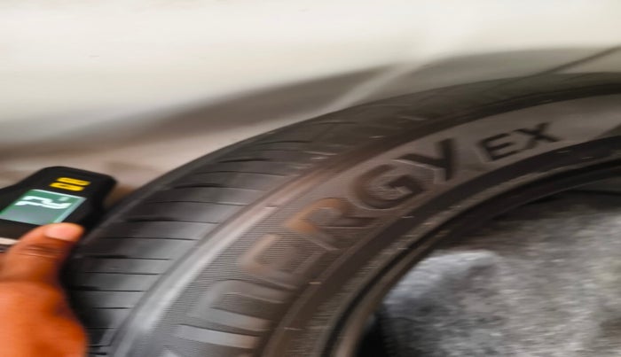 2018 Hyundai Verna 1.6 EX CRDI, Diesel, Manual, 62,186 km, tyre