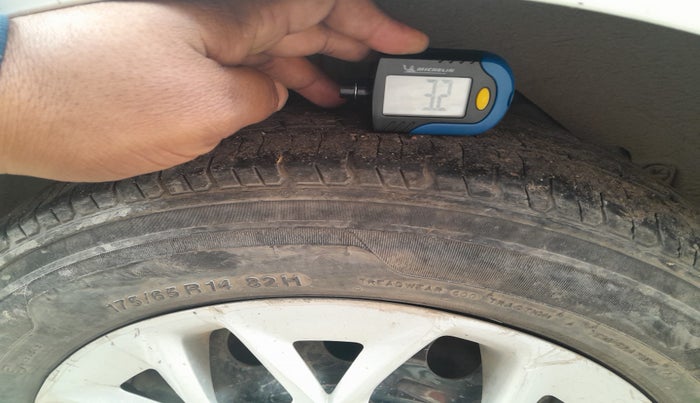 2016 Ford Figo Aspire TREND 1.5 DIESEL, Diesel, Manual, 1,71,078 km, tyre