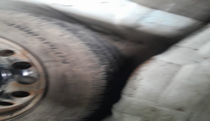 2016 Ford Figo Aspire TREND 1.5 DIESEL, Diesel, Manual, 1,71,078 km, tyre