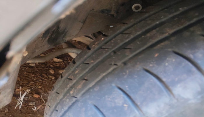 2017 Tata TIGOR XE PETROL, Petrol, Manual, 92,003 km, tyre