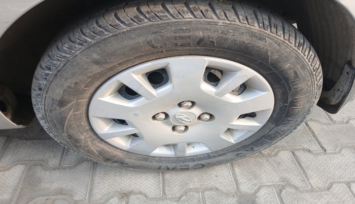 2013 Hyundai i20 MAGNA 1.2, Petrol, Manual, 56,927 km, tyre