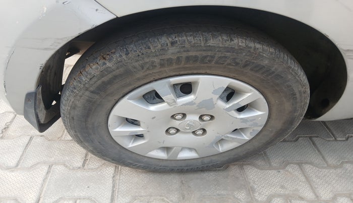 2013 Hyundai i20 MAGNA 1.2, Petrol, Manual, 56,927 km, tyre