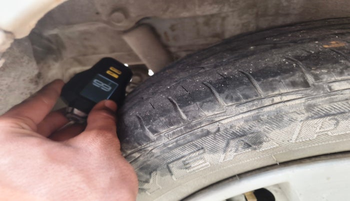 2012 Maruti Wagon R 1.0 LXI, Petrol, Manual, 79,017 km, tyre