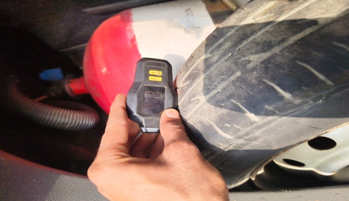 2012 Maruti Wagon R 1.0 LXI, Petrol, Manual, 79,017 km, tyre