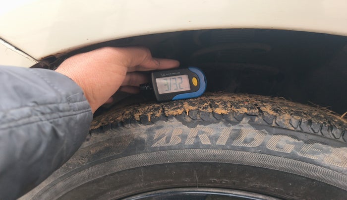 2021 Maruti Swift VXI, Petrol, Manual, 71,520 km, tyre