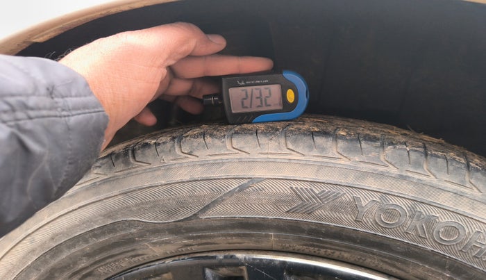 2021 Maruti Swift VXI, Petrol, Manual, 71,520 km, tyre