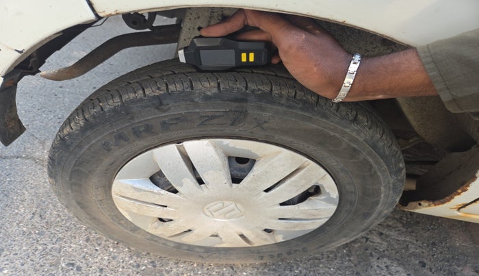 2015 Maruti Alto 800 LXI, Petrol, Manual, 1,31,681 km, tyre