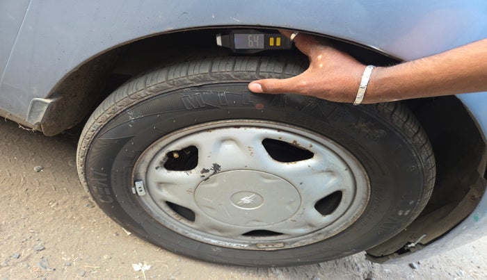 2010 Chevrolet Beat LT PETROL, Petrol, Manual, 1,15,332 km, tyre