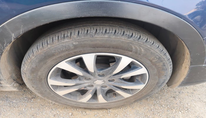 2018 Maruti S Cross SIGMA 1.3, Diesel, Manual, 1,19,688 km, tyre