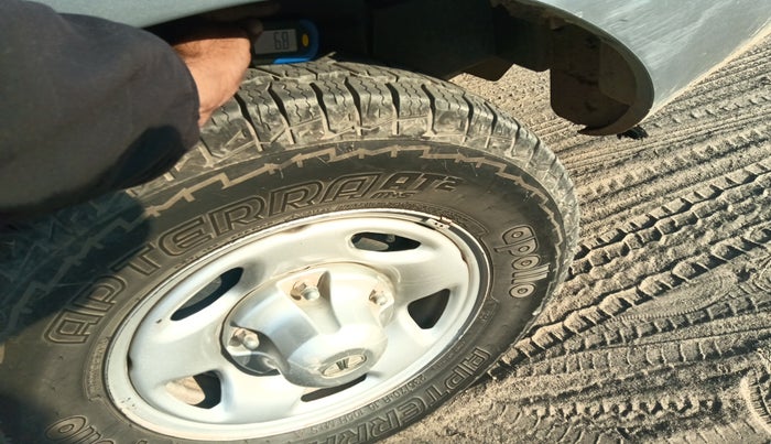 2013 Tata Safari 4X2 LX DICOR, Diesel, Manual, 55,543 km, tyre