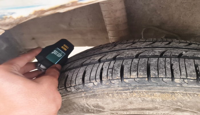 2019 Datsun Go T, Petrol, Manual, 33,131 km, tyre