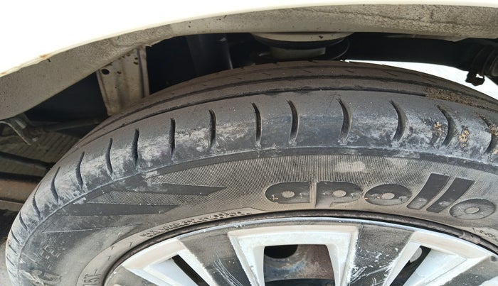 2017 Maruti Alto K10 VXI, Petrol, Manual, 59,032 km, tyre