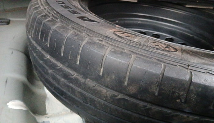 2017 Hyundai Creta SX 1.6 DIESEL, Diesel, Manual, 1,35,597 km, tyre